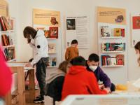 kids_during_workshop_on_exhibiton.jpg