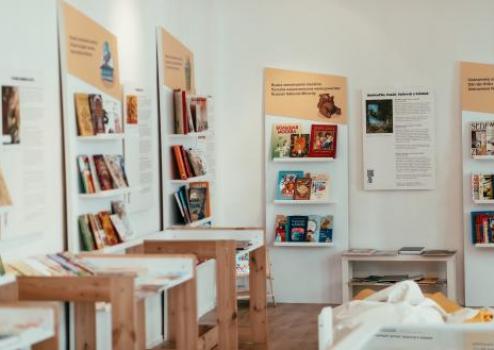 Výstava publikácií národnostných menšin na Slovensku.